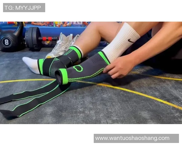 足球明星佩戴护膝的高清照片展示运动员的专业与风采 足球明星佩戴护膝的高清照片展示运动员的专业与风采